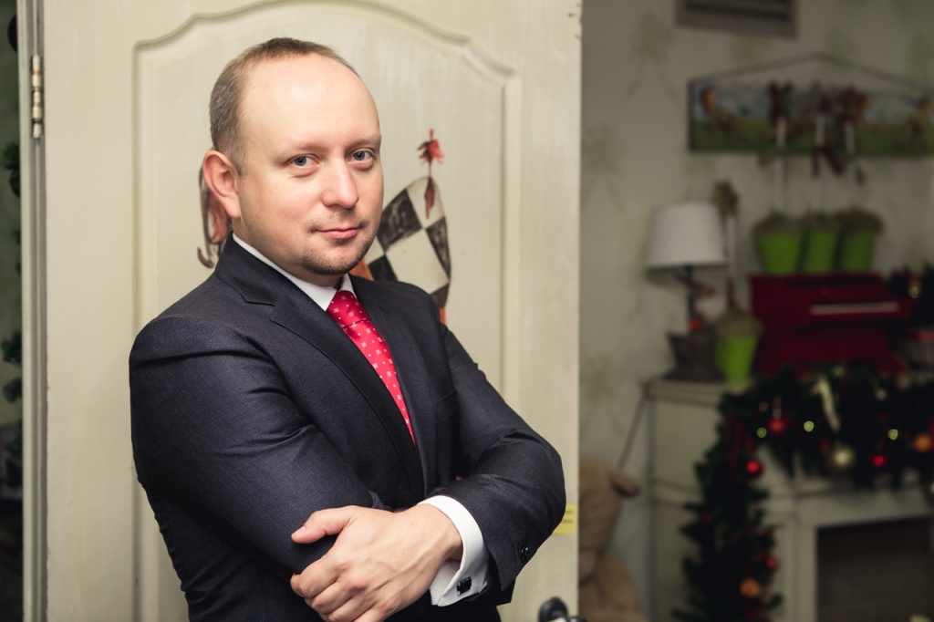 Дмитрий Макаркин